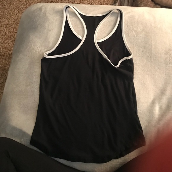 Nike Tank - Picture 3 of 3
